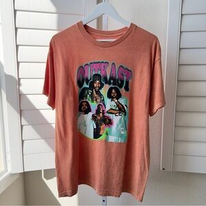 Graphic Tshirt. Size L. Outkast Graphic Tee in Rust